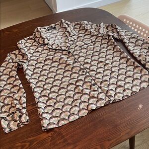 NASTY GAL Big Fan Pattern Button-Down Shirt